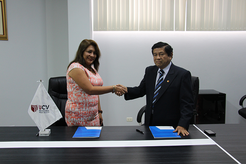 UCV firmó convenio con Sedachimbote