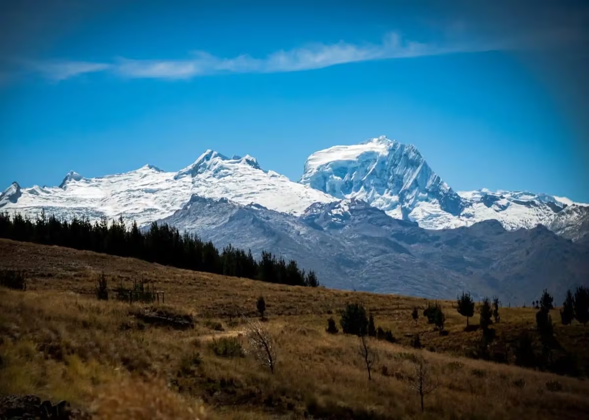 Prohíben temporalmente actividades turísticas de montaña en la Cordillera Blanca
