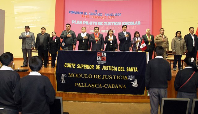 Corte del Santa juramenta a Jueces de Paz Escolar de Casma y Pallasca