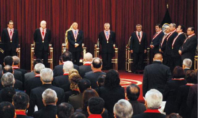 Corte Suprema: “Existen indicios suficientes de delitos cometidos por una red criminal”