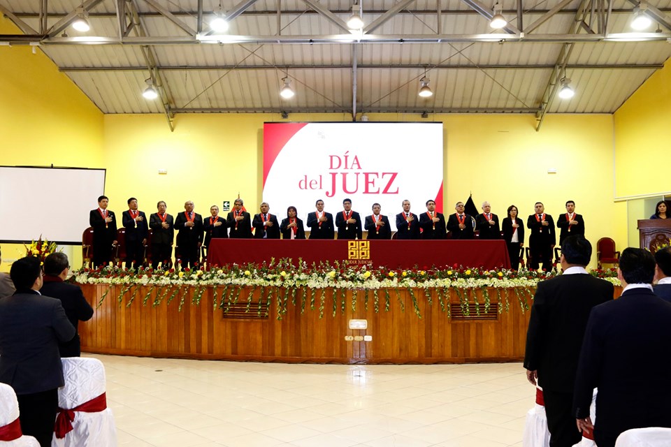 Corte del Santa reconoce labor de magistrados durante celebración por el Día del Juez