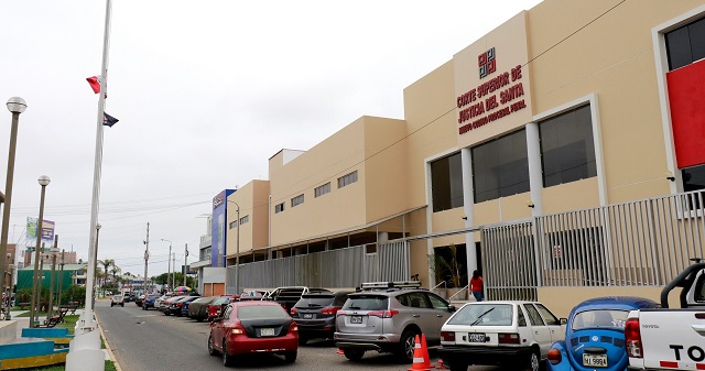 Tres exfuncionarios de municipio de Nuevo Chimbote sentenciados por colusión