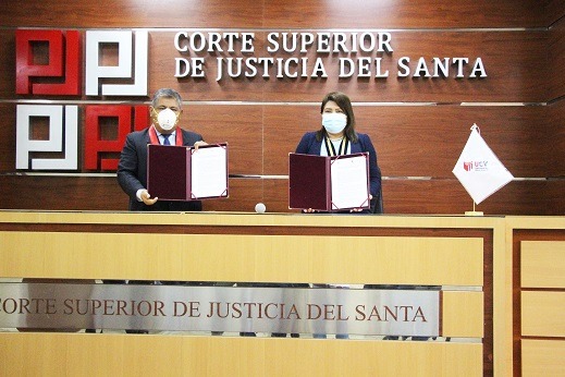 UCV Chimbote y Corte del Santa firman convenio interinstitucional 