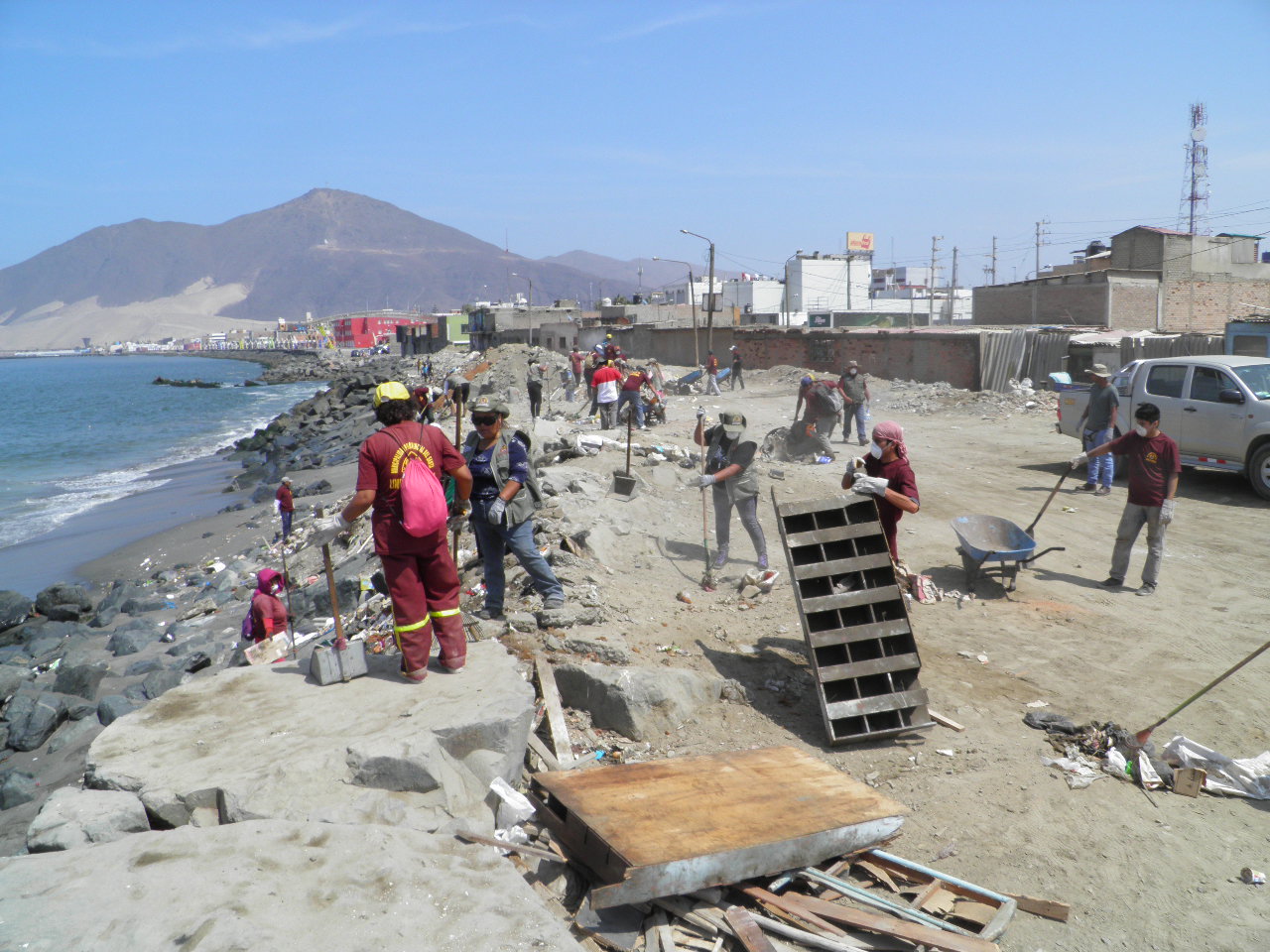 Chimbote: inician trabajos de limpieza a lo largo de la zona costera