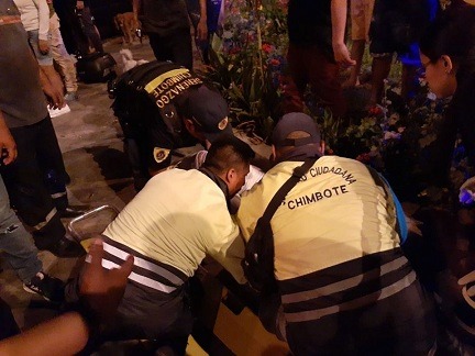 Chimbote: cuatro heridos luego que motociclista perdiera el control de su vehículo