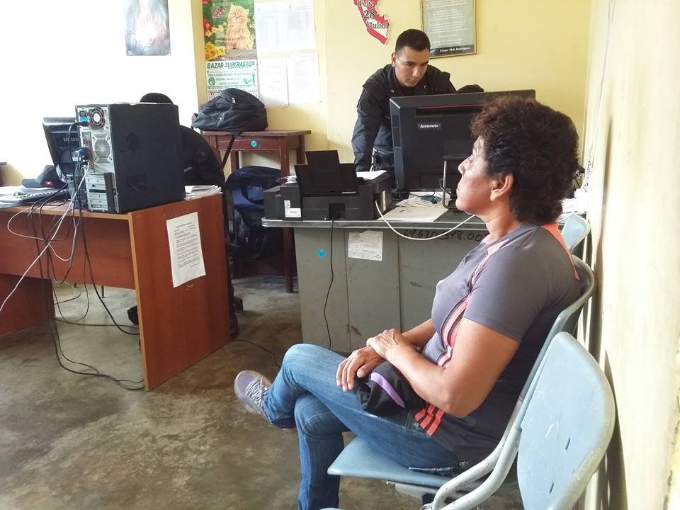 Chimbote: Mujer conocida como “cucaracha” habría robado más de mil soles a transeúnte 