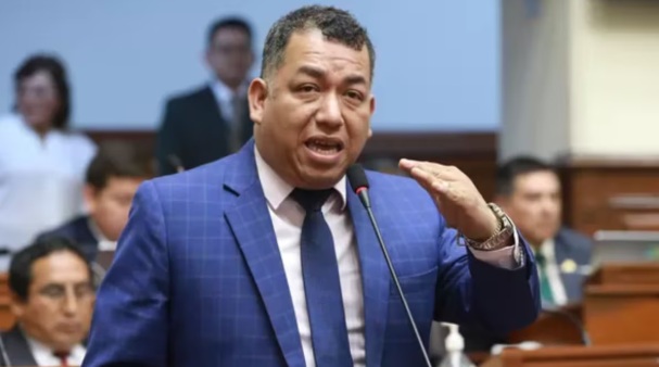 Congresista ancashino Darwin Espinoza niega cobro de un millón de soles por decreto