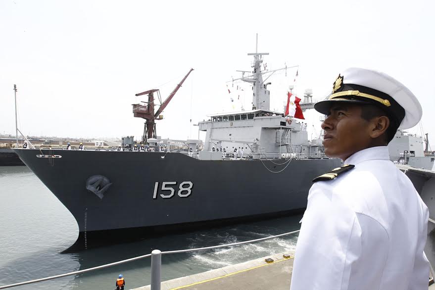 Zarpa primer barco con 250 toneladas métricas de ayuda para damnificados del norte del Perú