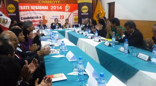 11 candidatos a la presidencia regional de Áncash interpelados por la sociedad civil en debate