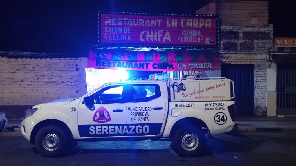 Delincuente asesinados a dos hombres dentro de un chifa en Chimbote