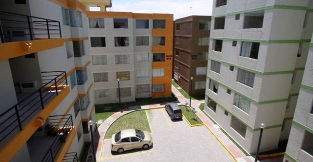 Familias peruanas prefieren créditos hipotecarios y vehiculares en nuevos soles