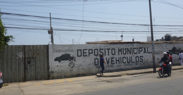 Trabajadores de Sedachimbote exigen devolución de local