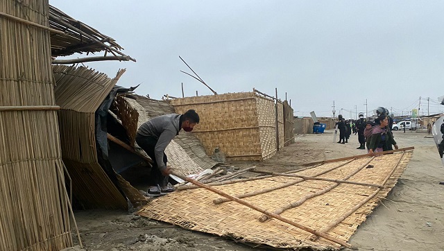 Desalojan a invasores y destruyen 400 ranchos en “Villa Atahualpa” en Nuevo Chimbote