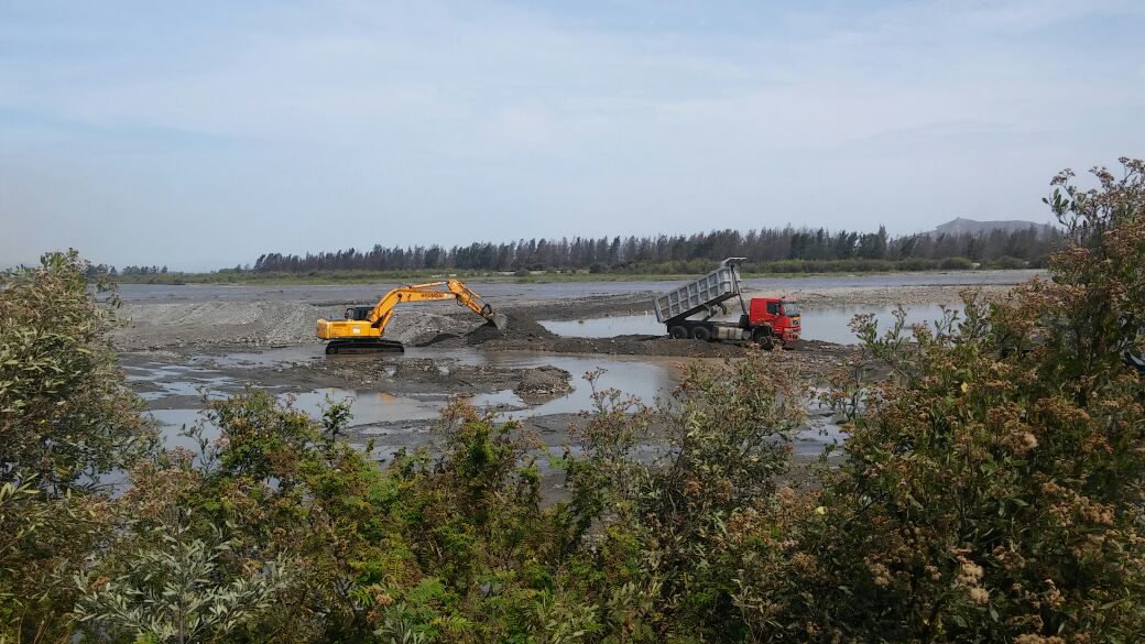 Denuncian ante Fiscalía retraso de trabajos de descolmatación en río Santa