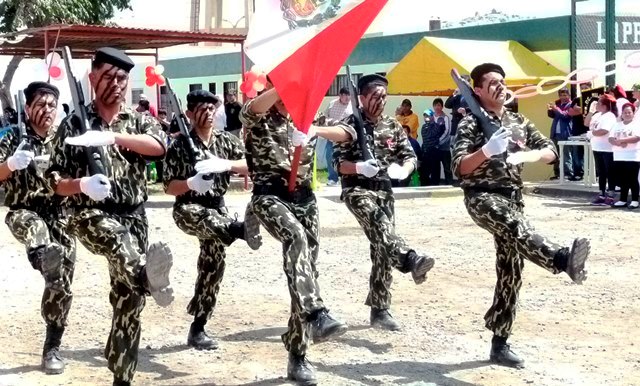 Tradicional desfile por Fiestas Patrias en el Penal de Cambio Puente