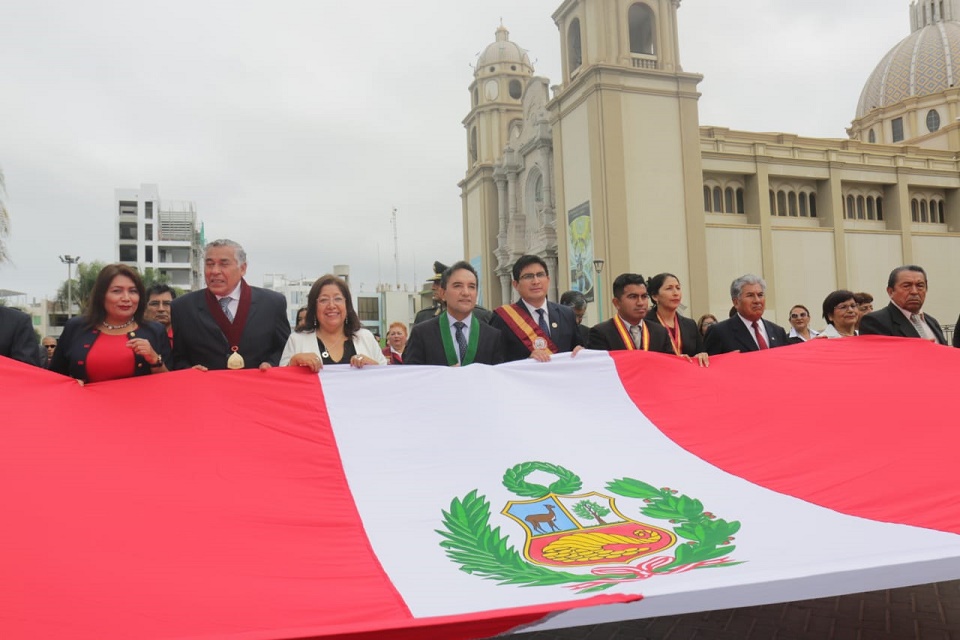 Alcalde Valentín Fernández pidió a autoridades unificar proyectos ante llegada del presidente Vizcarra