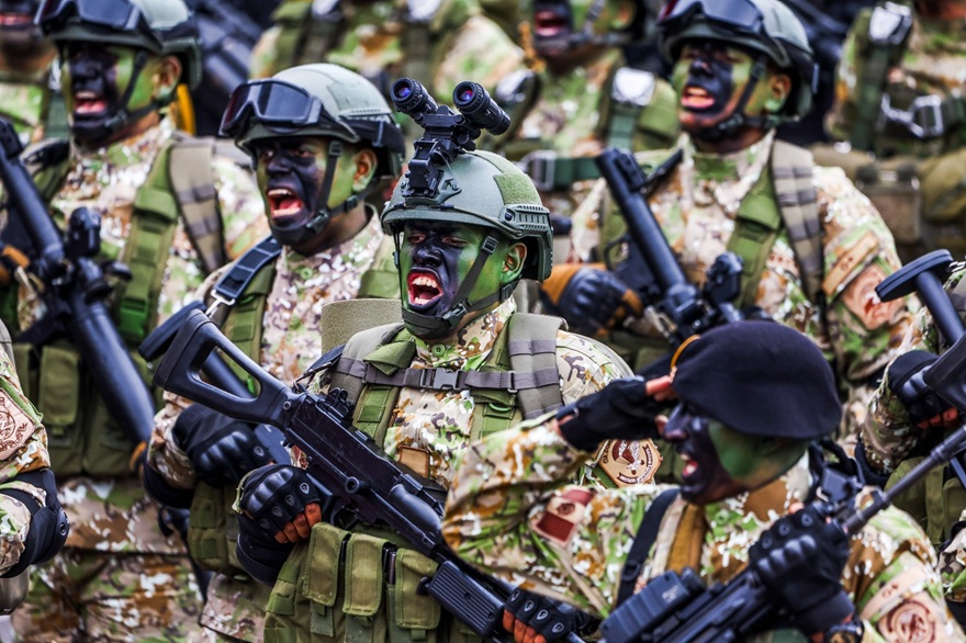 Fuerzas Armadas y Policía  Nacional fueron protagonistas en la Parada Militar por Fiestas Patrias