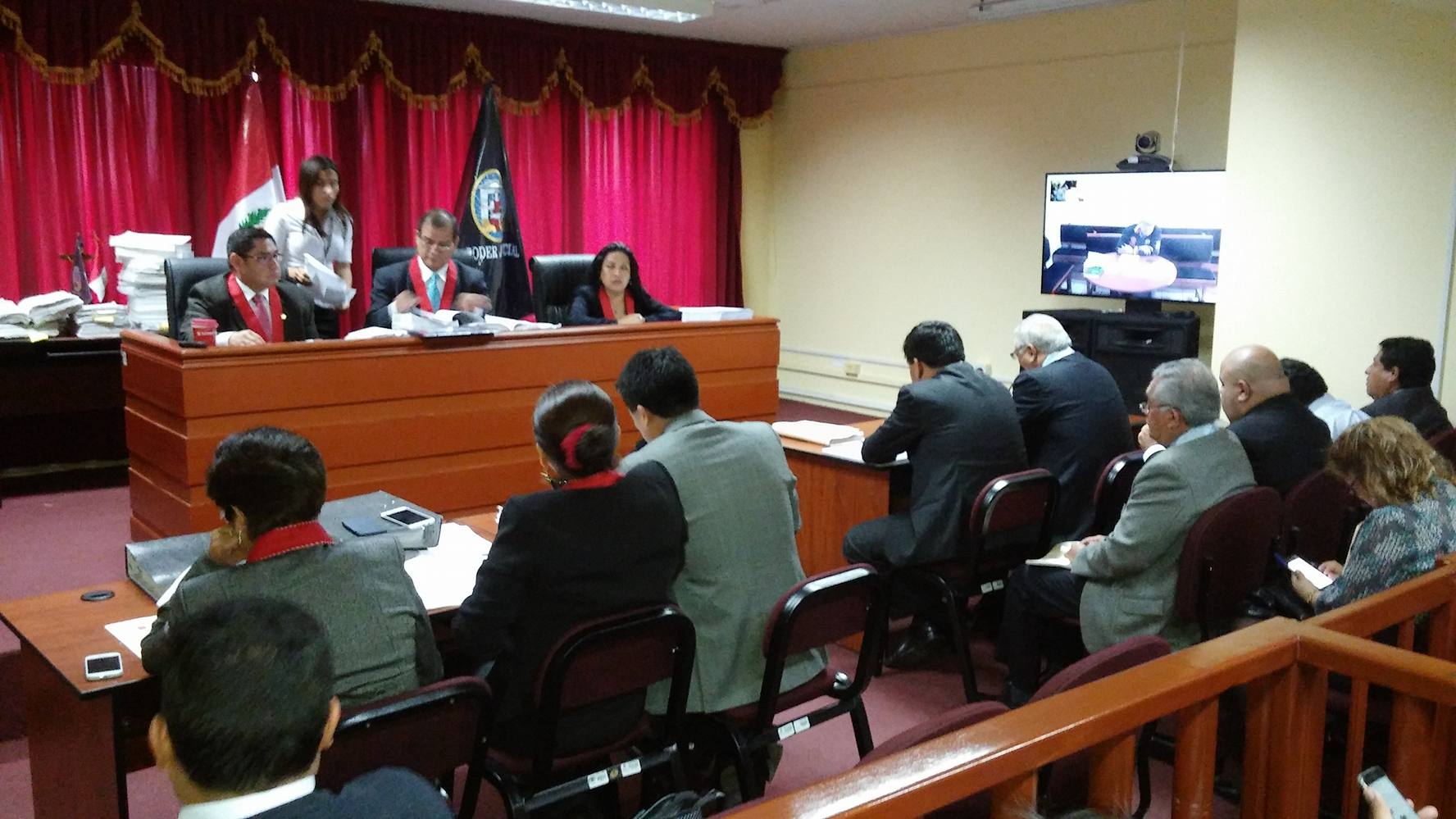 Arroyo Rojas respondió las interrogantes por el Caso Fumigación y Desratización