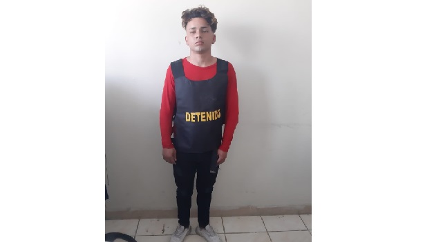 Intervienen a venezolano por robar el teléfono celular a una secretaria del municipio de Casma  