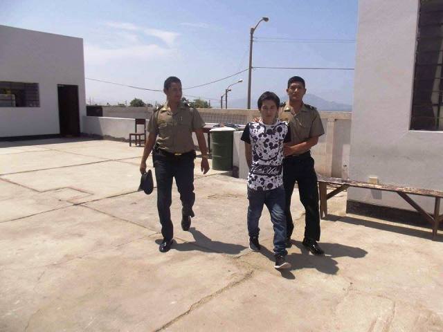 Sujeto fue detenido por la policía por correr a balazos a cobrador de banco en Chimbote