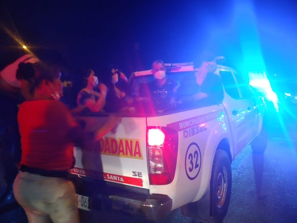 Chimbote: intervinieron a 40 personas que participaban en fiesta durante toque de queda