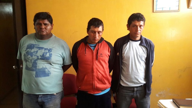 Detienen a 3 delincuentes cuando robaban autopartes y herramientas en Chimbote