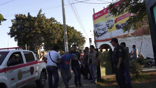 Policías atrapan a dos delincuentes que asaltaron y golpearon a un agricultor en Casma