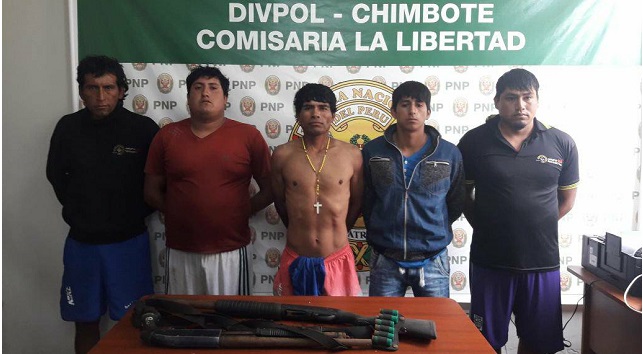 Intervienen a cinco sujetos que se dedicarían al asalto a embarcaciones pesqueras en Chimbote