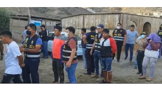 Policías de Chimbote atrapan a 6 sujetos con armas de fuego cuando planificaban asalto