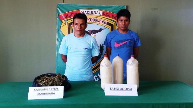 En operativo policial detienen a 2 sujetos con 9 litros de látex de opio en Casma