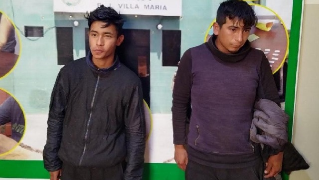 Detienen a sujetos que habían robado en una bodega de Nuevo Chimbote