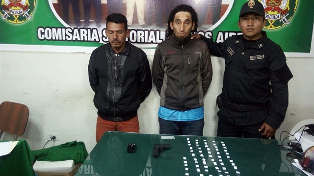 Atrapan a 2 delincuentes que asaltaban con pistola de juguete en Nuevo Chimbote