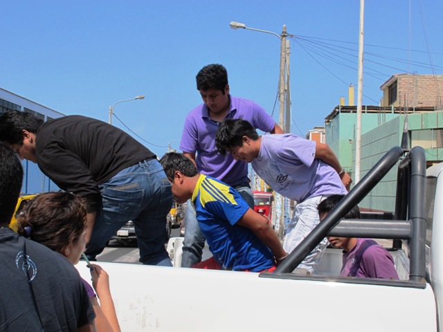 Detienen a vendedor de droga e intervienen a sujetos en fumadero en “San Juan”