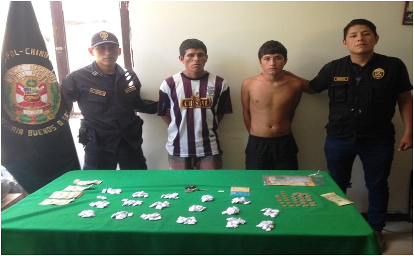 Policía atrapa a sujetos que vendían droga por inmediaciones de colegio en Nuevo Chimbote