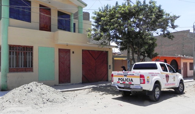 Detonan dinamita en vivienda de "La Esperanza" y exigen 20 mil soles a propietaria