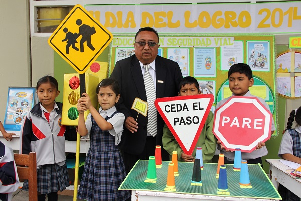 Estudiantes de colegios locales celebran Segundo "Día del Logro" 