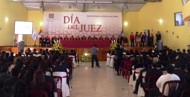 30 magistrados de la Corte del Santa fueron reconocido en el Día del Juez‏