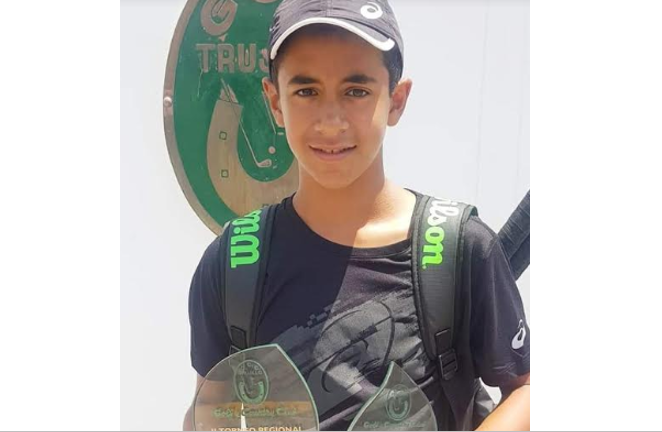 Talentoso deportista chimbotano se hace del Torneo Regional de Tenis en Trujillo