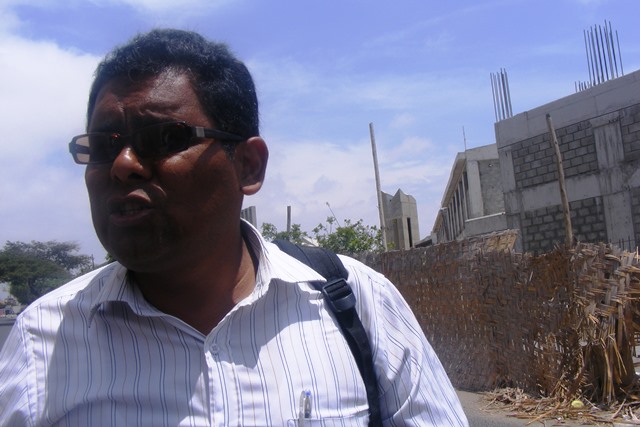 Representantes del Ministerio de Educación supervisan colegio "Argentino" en Nuevo Chimbote