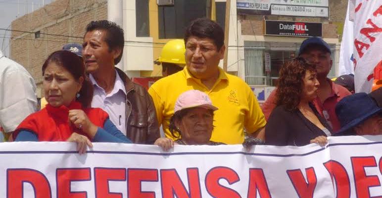 Titular de la Diretra dejó su oficina para asistir a movilización