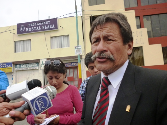 Directores de 20 UGELs pondrán su cargo a disposición apenas Waldo asuma el GRA