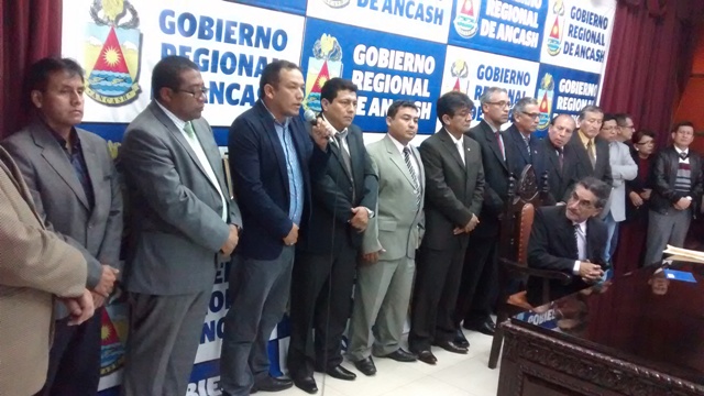 Áncash: Director regional de Trabajo ahora dice que sí tiene título profesional de abogado