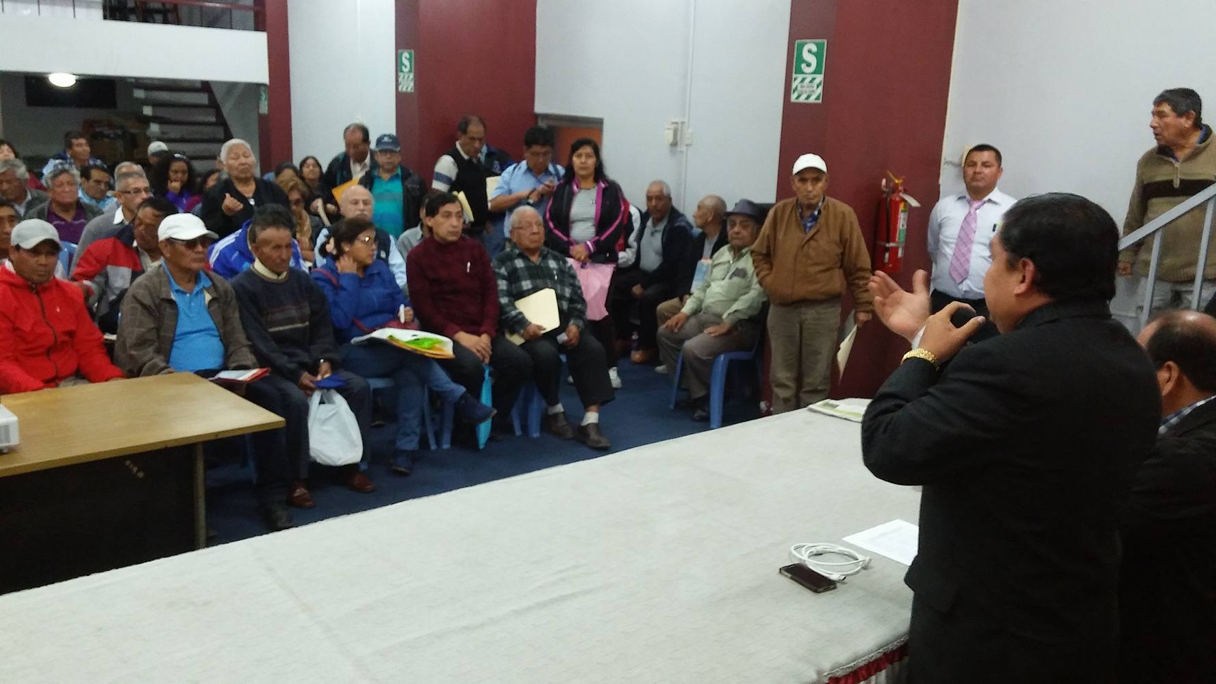 Chimbote: brindan apoyo a extrabajadores cesados durante gobierno de Fujimori 