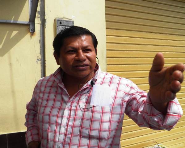 Dirigente de estibadores evita responde a la prensa sobre su pretensión de querer cobrar a la APR