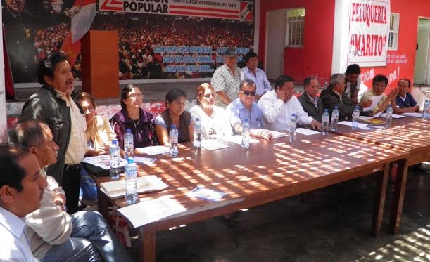 Dirigentes de mercados se oponen a respaldar candidatura de Victoria Espinoza