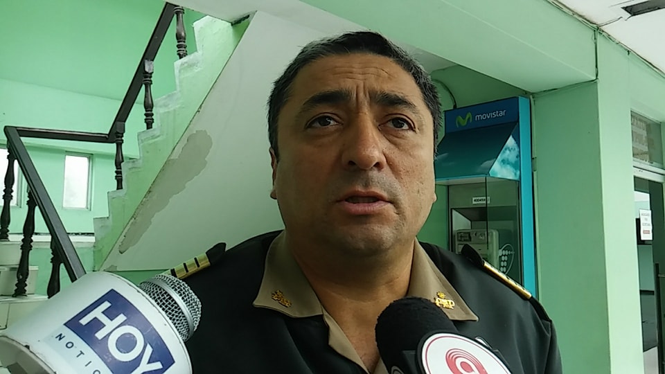 Chimbote: efectivos de la Divipol resguardan 35 colegios para evitar actos delictivos 