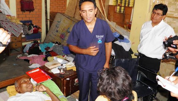 Autoridades y políticos se unen a favor de don Juan Prada, muy enfermo y con carencias económicas