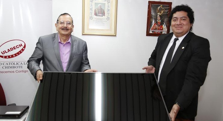  Uladech Católica donó TV Led a Red de Salud Pacífico Norte