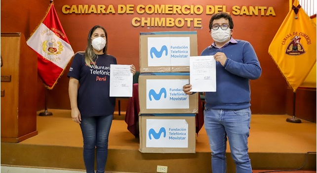 Donan 6,200 mascarillas y 625 protectores faciales para personal de atención contra el covid-19 en Chimbote