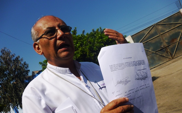  Denuncian venta ilegal de auto Yaris de la USP